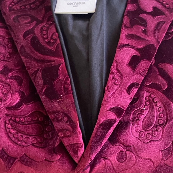 GRACE KARIN man’s floral toxedo - Picture 2 of 16